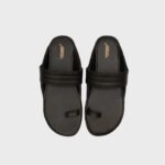 Classic Black Toe-Ring Sandals